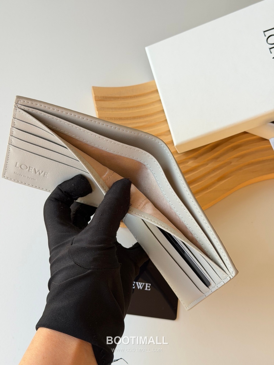 Loewe Puzzle Pebbled Calfskin Bi-Fold Wallet 로에베 퍼즐 페블드 카프스킨 반지갑 L1146 11cm 9