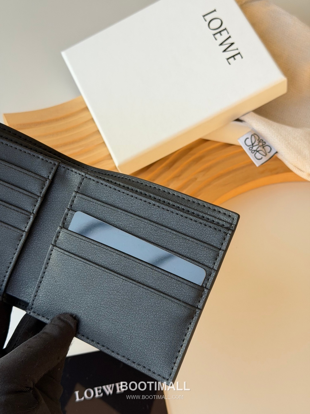 Loewe Puzzle Pebbled Calfskin Bi-Fold Wallet 로에베 퍼즐 페블드 카프스킨 반지갑 L1146 11cm 8