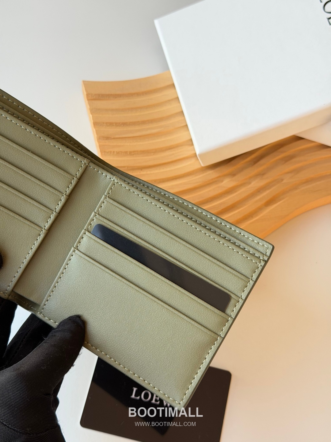 Loewe Puzzle Pebbled Calfskin Bi-Fold Wallet 로에베 퍼즐 페블드 카프스킨 반지갑 L1146 11cm 8