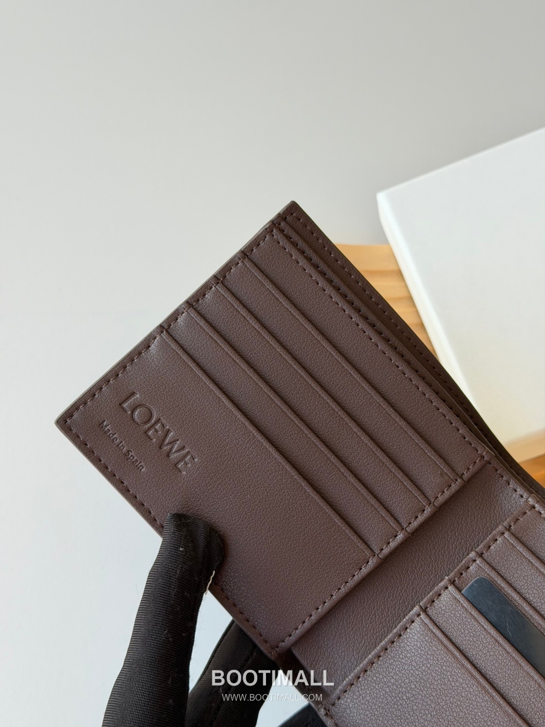 Loewe Puzzle Pebbled Calfskin Bi-Fold Wallet 로에베 퍼즐 페블드 카프스킨 반지갑 L1146 11cm 6