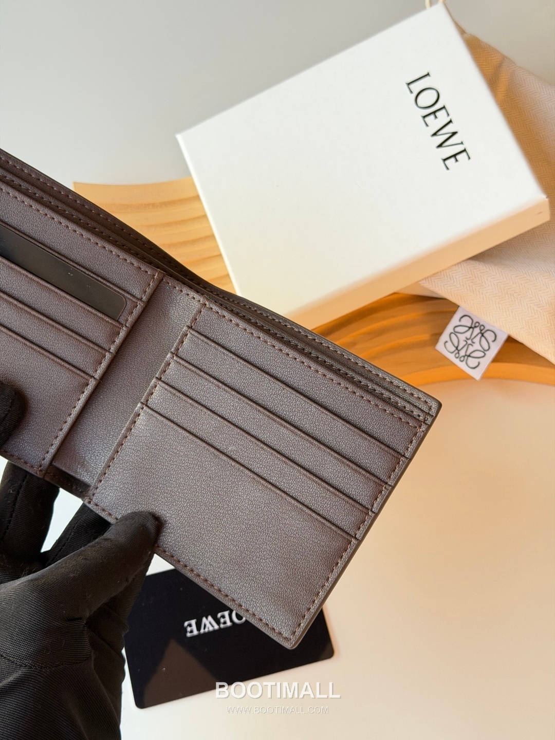 Loewe Puzzle Pebbled Calfskin Bi-Fold Wallet 로에베 퍼즐 페블드 카프스킨 반지갑 L1147 11cm 8