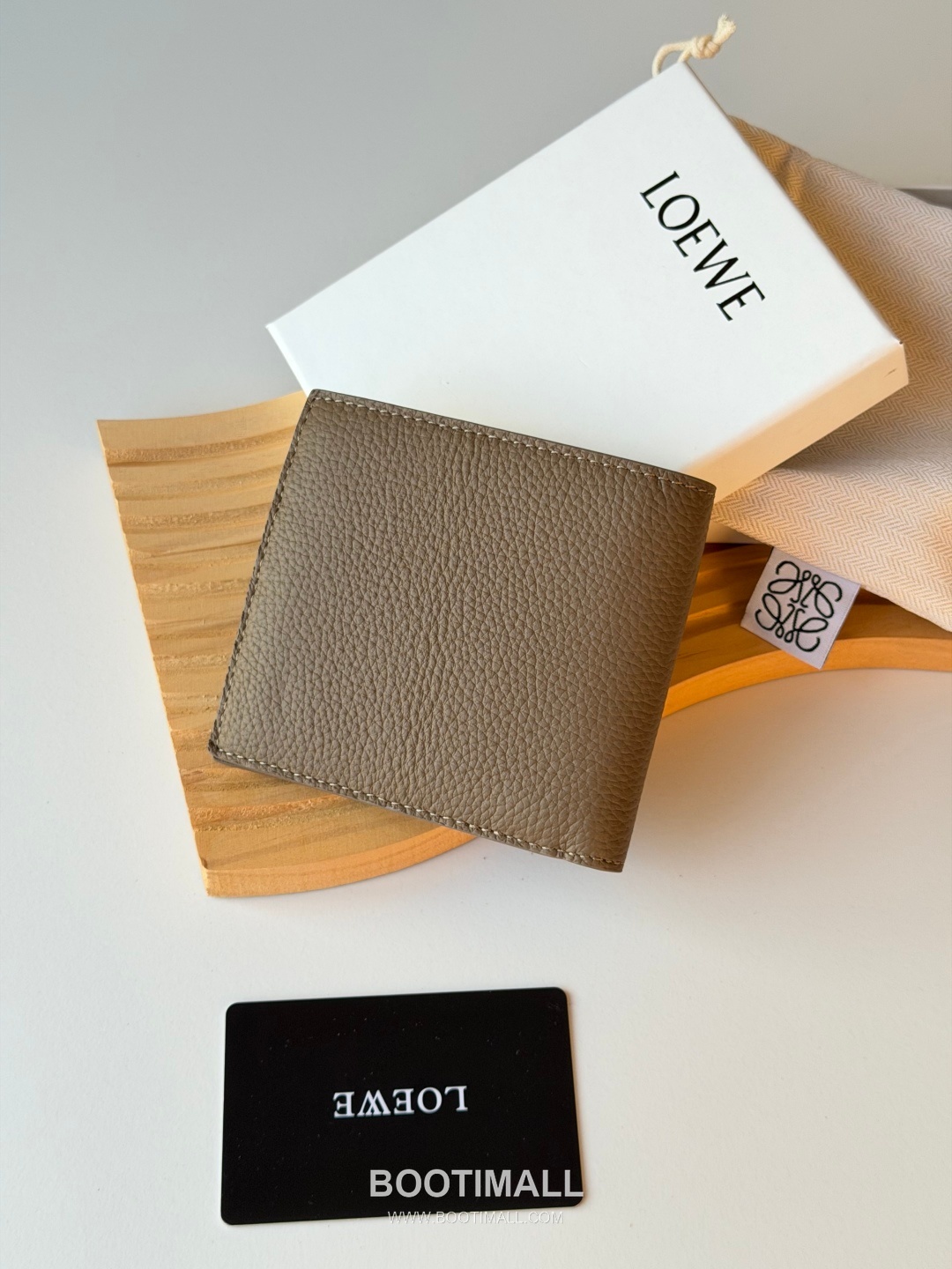 Loewe Puzzle Pebbled Calfskin Bi-Fold Wallet 로에베 퍼즐 페블드 카프스킨 반지갑 L1147 11cm 2