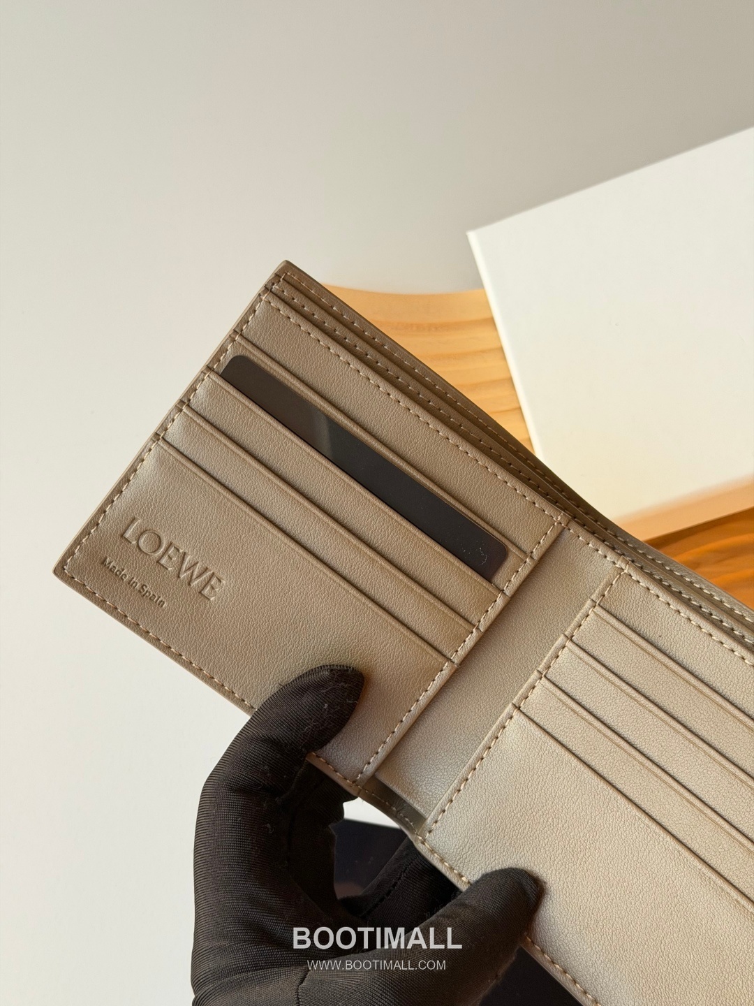 Loewe Puzzle Pebbled Calfskin Bi-Fold Wallet 로에베 퍼즐 페블드 카프스킨 반지갑 L1147 11cm 7