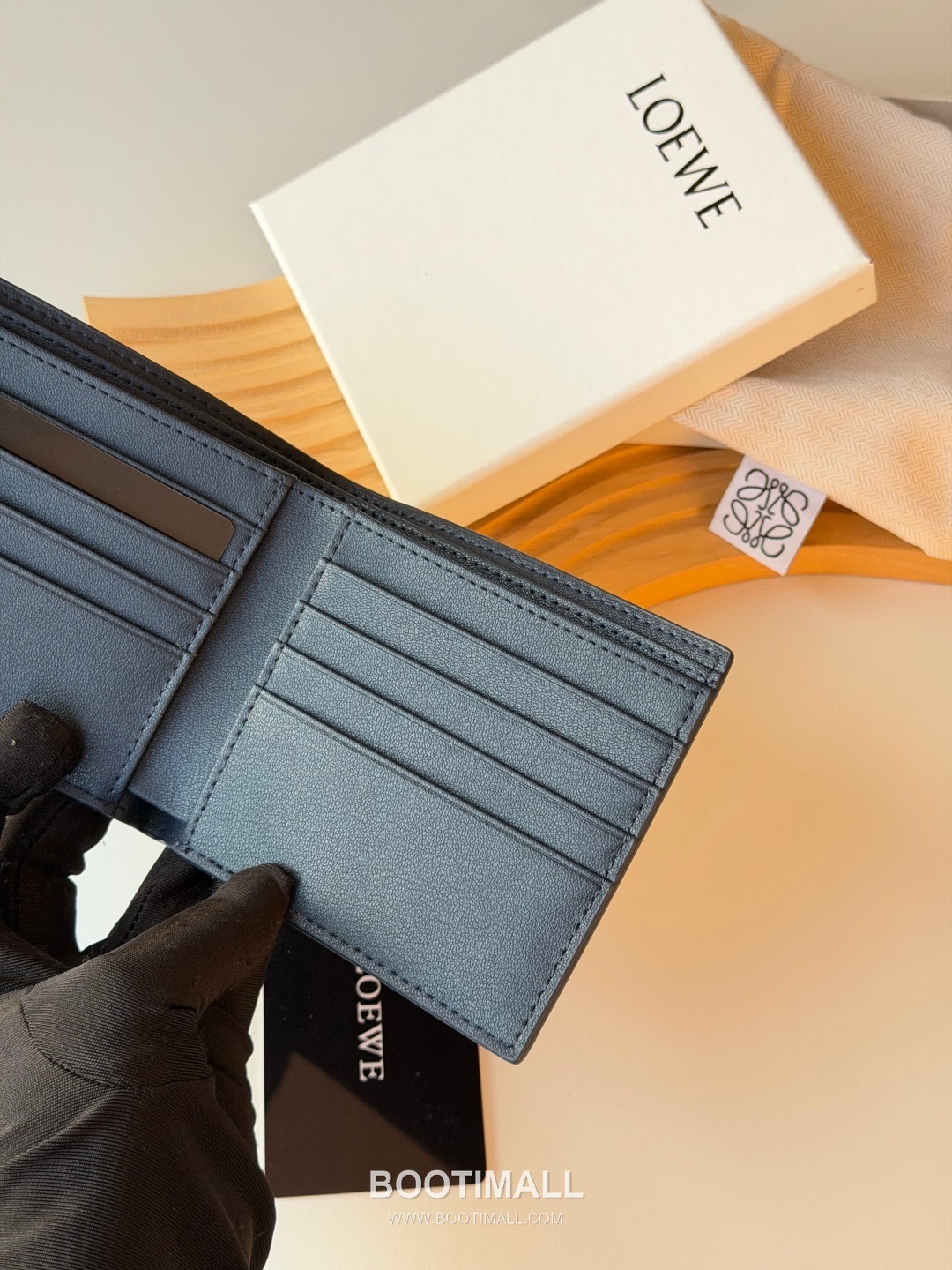 Loewe Puzzle Pebbled Calfskin Bi-Fold Wallet 로에베 퍼즐 페블드 카프스킨 반지갑 L1147 11cm 8