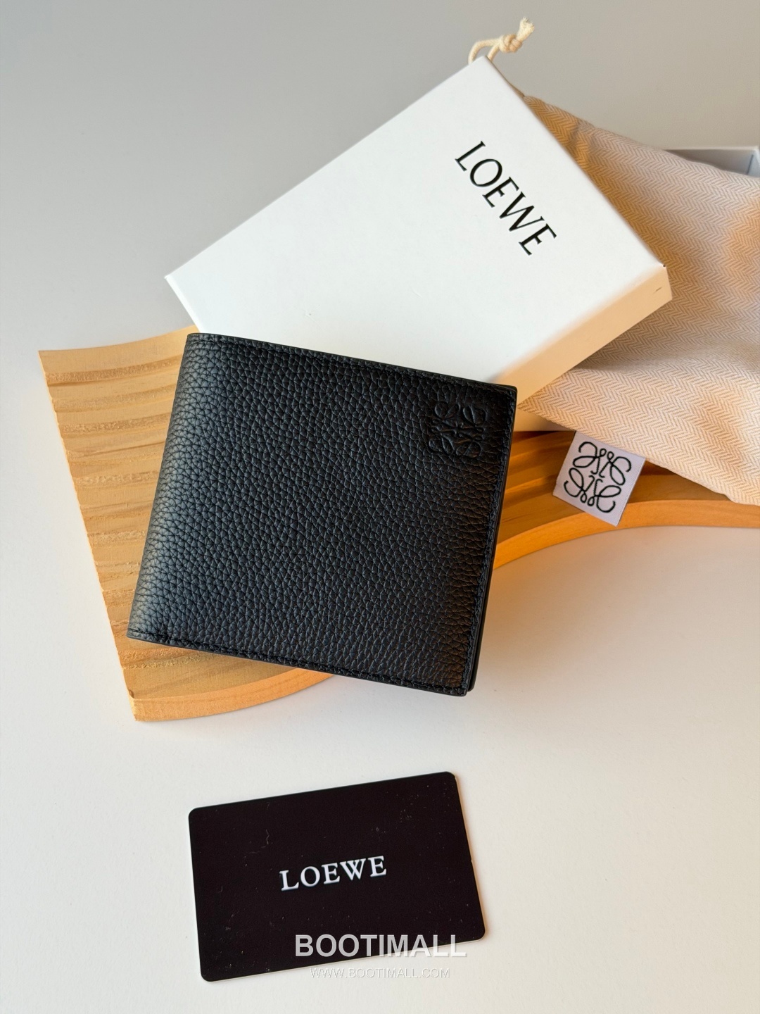 Loewe Puzzle Pebbled Calfskin Bi-Fold Wallet 로에베 퍼즐 페블드 카프스킨 반지갑 L1147 11cm 1