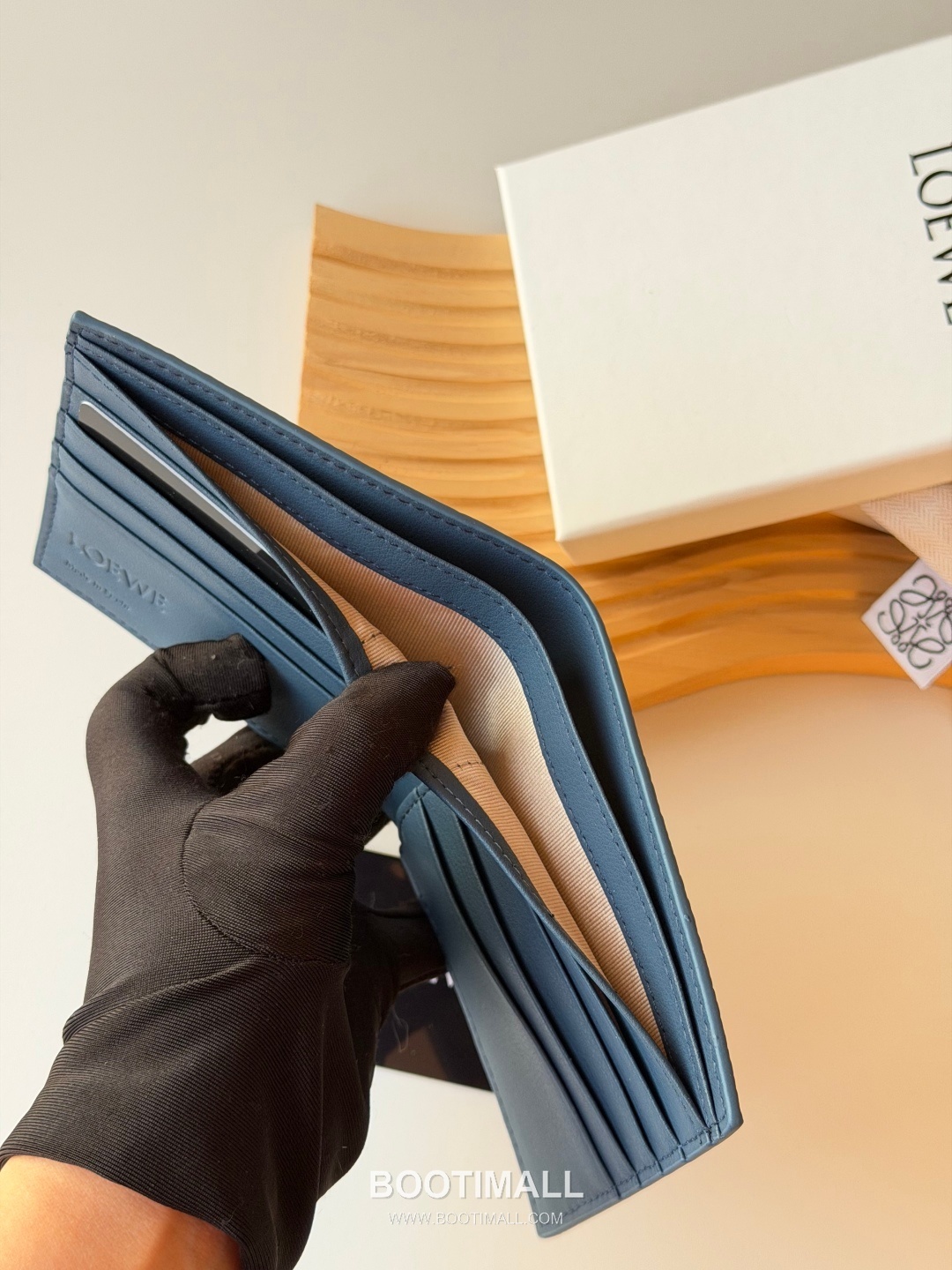 Loewe Puzzle Pebbled Calfskin Bi-Fold Wallet 로에베 퍼즐 페블드 카프스킨 반지갑 L1147 11cm 9