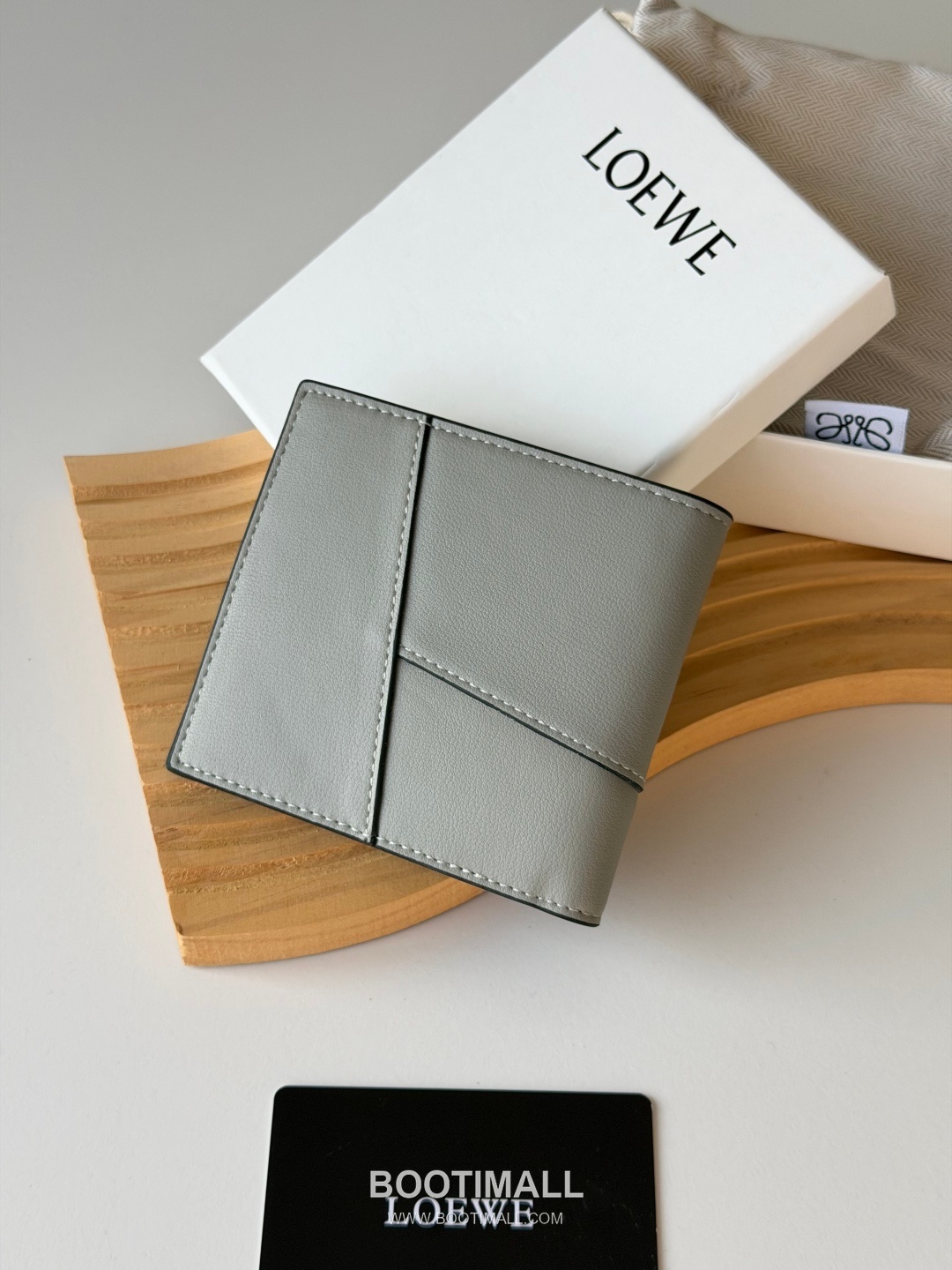 Loewe Puzzle Smooth Calfskin Bi-Fold Wallet 로에베 퍼즐 스무스 카프스킨 반지갑 L1131 11cm 2