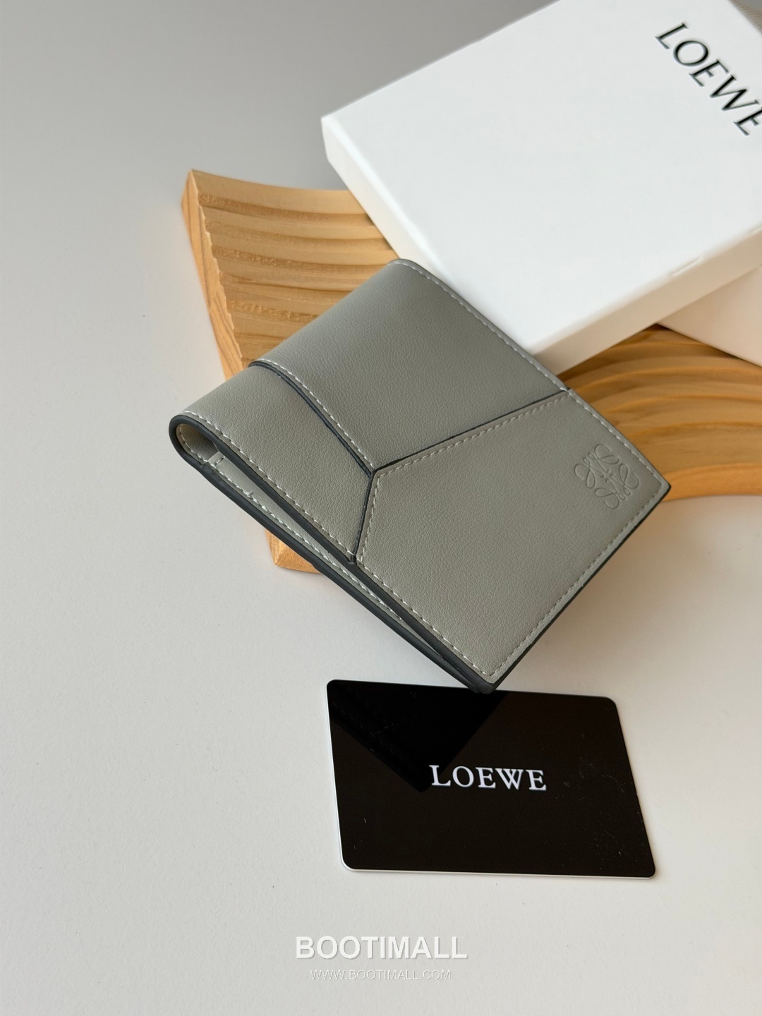 Loewe Puzzle Smooth Calfskin Bi-Fold Wallet 로에베 퍼즐 스무스 카프스킨 반지갑 L1131 11cm 4