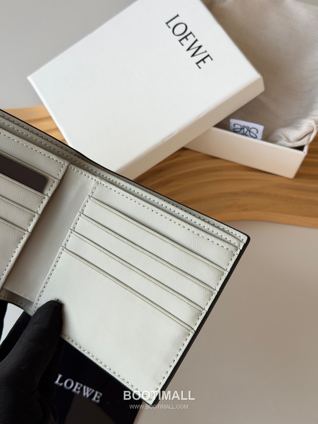 Loewe Puzzle Smooth Calfskin Bi-Fold Wallet 로에베 퍼즐 스무스 카프스킨 반지갑 L1131 11cm 8
