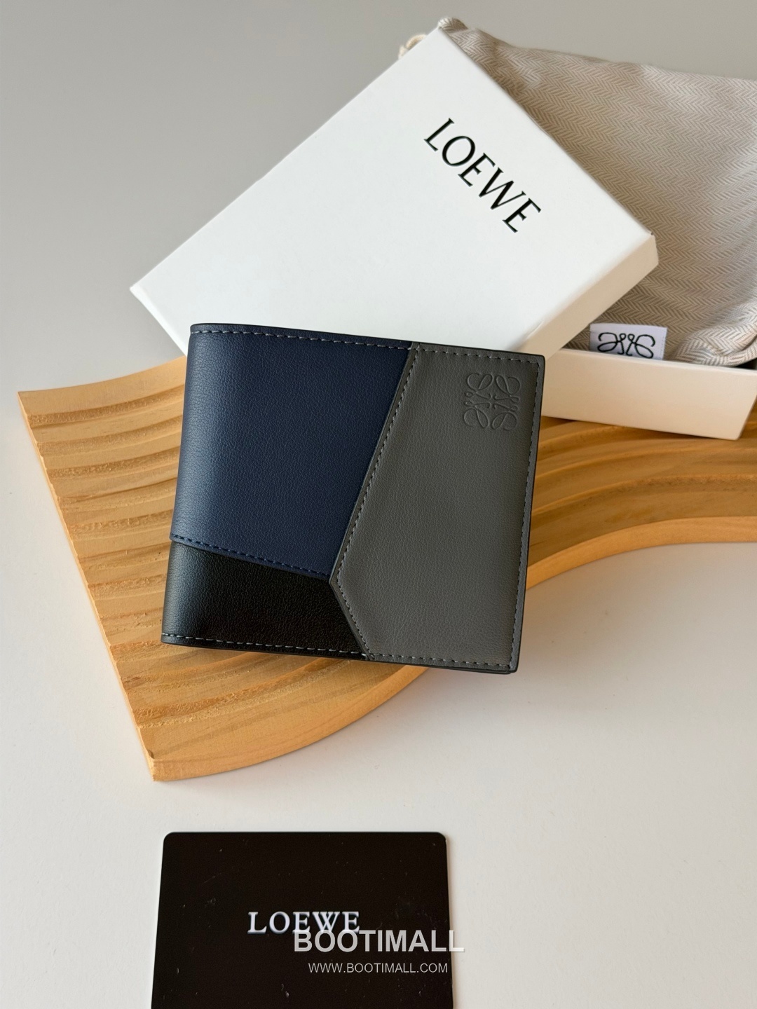 Loewe Puzzle Smooth Calfskin Bi-Fold Wallet 로에베 퍼즐 스무스 카프스킨 반지갑 L1131 11cm 1