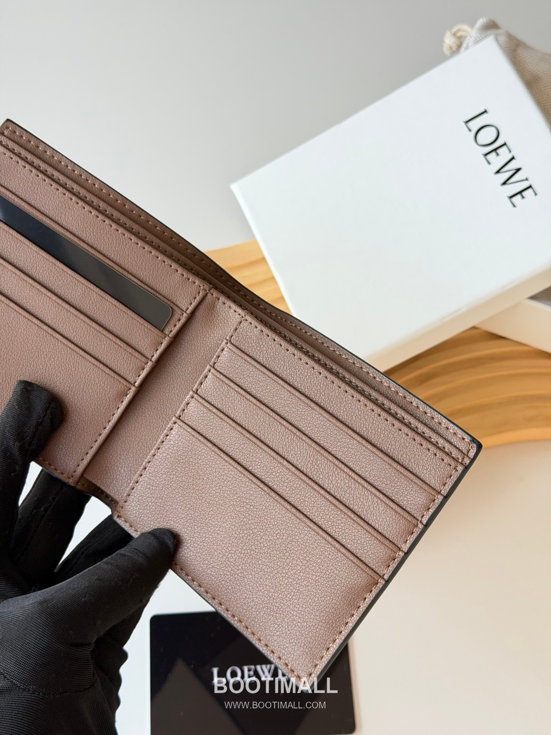 Loewe Puzzle Smooth Calfskin Bi-Fold Wallet 로에베 퍼즐 스무스 카프스킨 반지갑 L1131 11cm 8