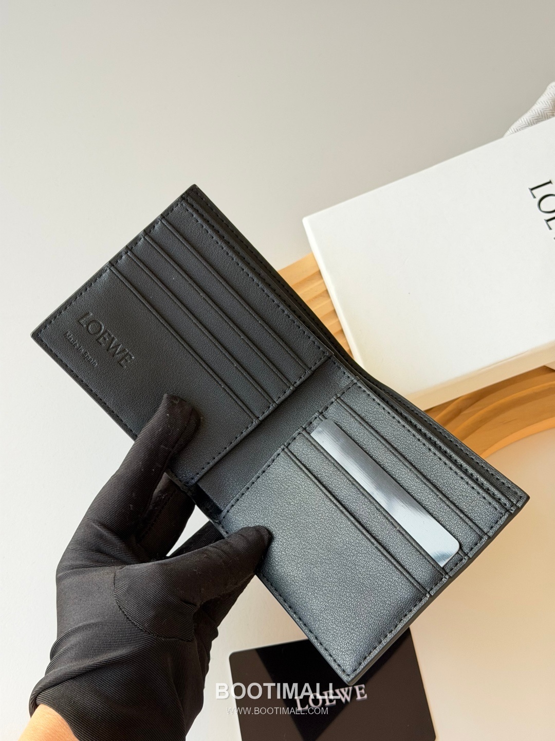 Loewe Puzzle Embossed Smooth Calfskin Bi-Fold Wallet 로에베 퍼즐 엠보싱 스무스 카프스킨 반지갑 L1139 11cm 7