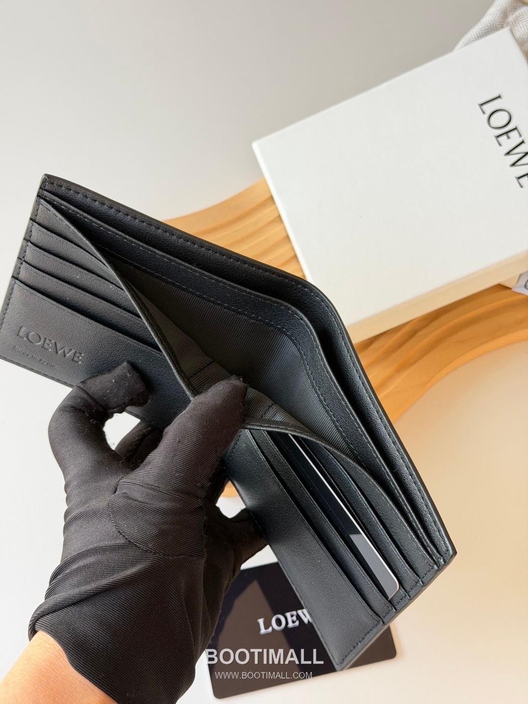 Loewe Puzzle Embossed Smooth Calfskin Bi-Fold Wallet 로에베 퍼즐 엠보싱 스무스 카프스킨 반지갑 L1139 11cm 9