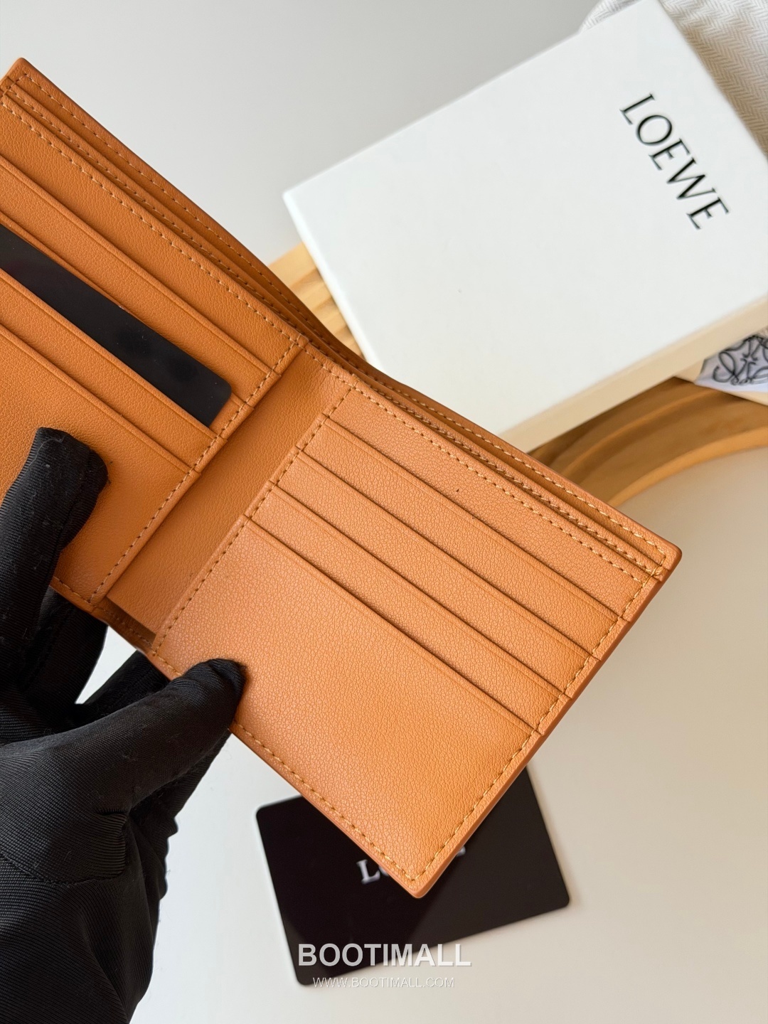 Loewe Puzzle Embossed Smooth Calfskin Bi-Fold Wallet 로에베 퍼즐 엠보싱 스무스 카프스킨 반지갑 L1139 11cm 7