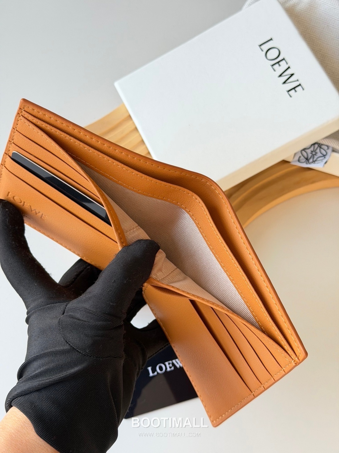 Loewe Puzzle Embossed Smooth Calfskin Bi-Fold Wallet 로에베 퍼즐 엠보싱 스무스 카프스킨 반지갑 L1139 11cm 8