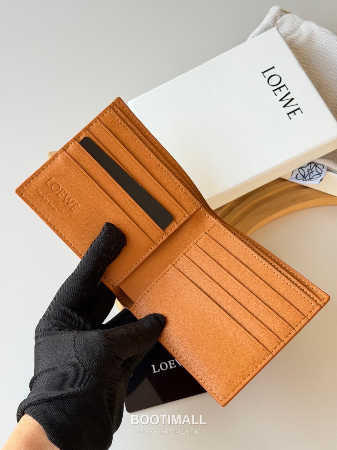Loewe Puzzle Embossed Smooth Calfskin Bi-Fold Wallet 로에베 퍼즐 엠보싱 스무스 카프스킨 반지갑 L1139 11cm 9