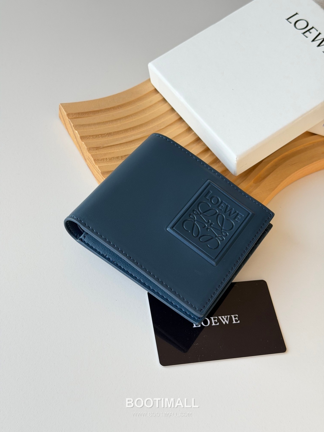 Loewe Puzzle Embossed Smooth Calfskin Bi-Fold Wallet 로에베 퍼즐 엠보싱 스무스 카프스킨 반지갑 L1139 11cm 4