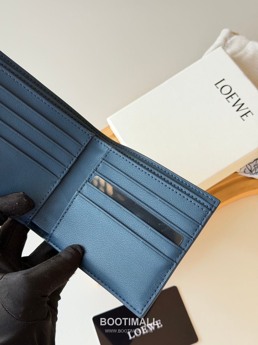 Loewe Puzzle Embossed Smooth Calfskin Bi-Fold Wallet 로에베 퍼즐 엠보싱 스무스 카프스킨 반지갑 L1139 11cm 8
