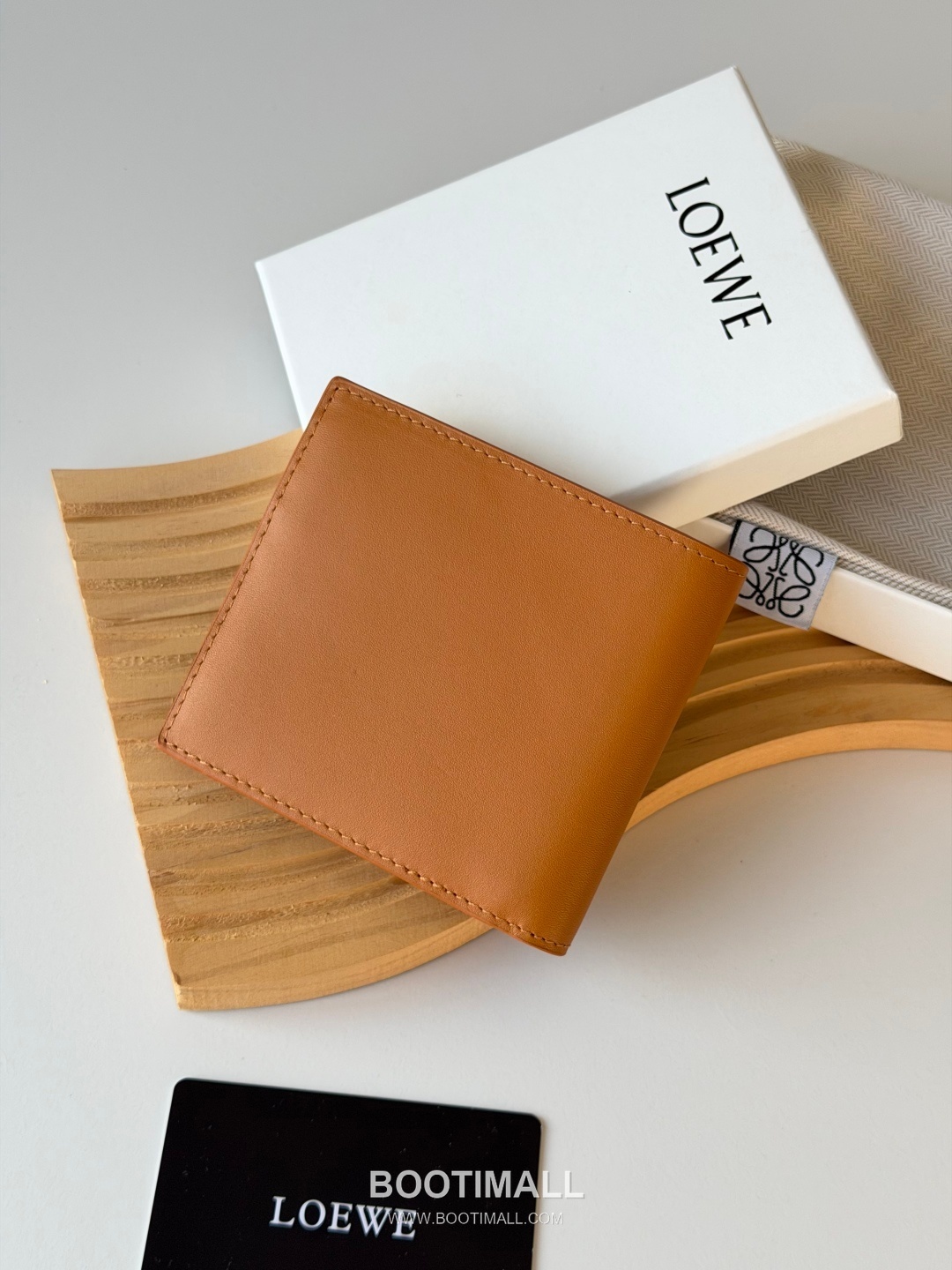 Loewe Puzzle Embossed Calfskin Bi-Fold Wallet 로에베 퍼즐 엠보싱 카프스킨 반지갑 L1140 11cm 3