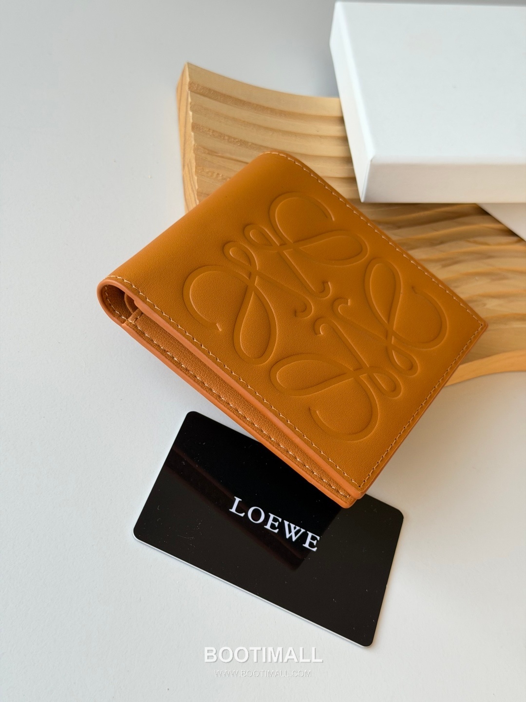 Loewe Puzzle Embossed Calfskin Bi-Fold Wallet 로에베 퍼즐 엠보싱 카프스킨 반지갑 L1140 11cm 6