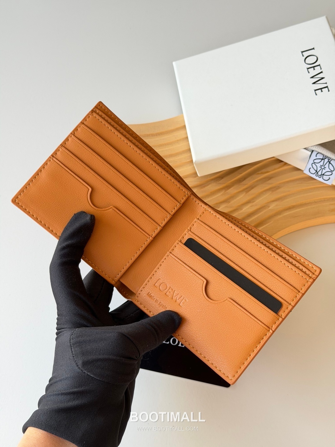 Loewe Puzzle Embossed Calfskin Bi-Fold Wallet 로에베 퍼즐 엠보싱 카프스킨 반지갑 L1140 11cm 7