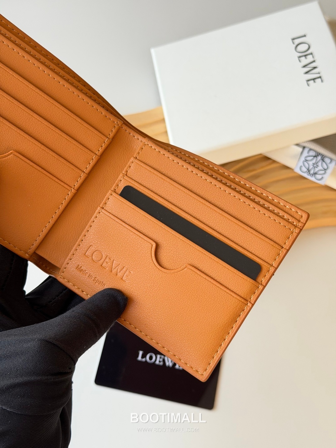 Loewe Puzzle Embossed Calfskin Bi-Fold Wallet 로에베 퍼즐 엠보싱 카프스킨 반지갑 L1140 11cm 8