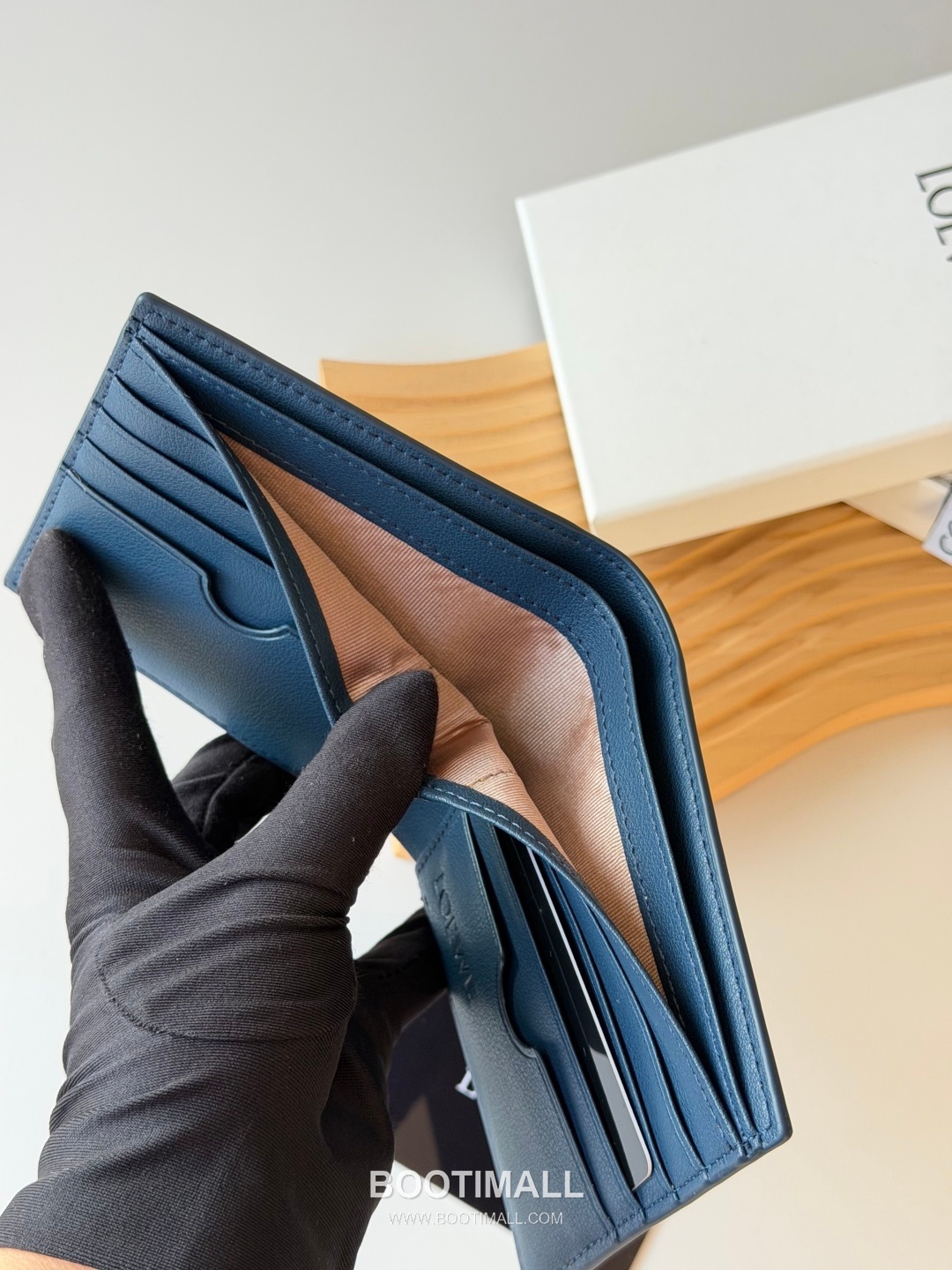 Loewe Puzzle Embossed Calfskin Bi-Fold Wallet 로에베 퍼즐 엠보싱 카프스킨 반지갑 L1140 11cm 7