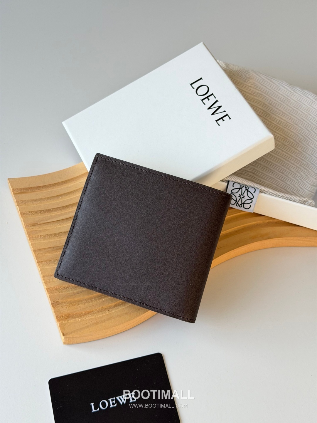 Loewe Puzzle Embossed Calfskin Bi-Fold Wallet 로에베 퍼즐 엠보싱 카프스킨 반지갑 L1140 11cm 3