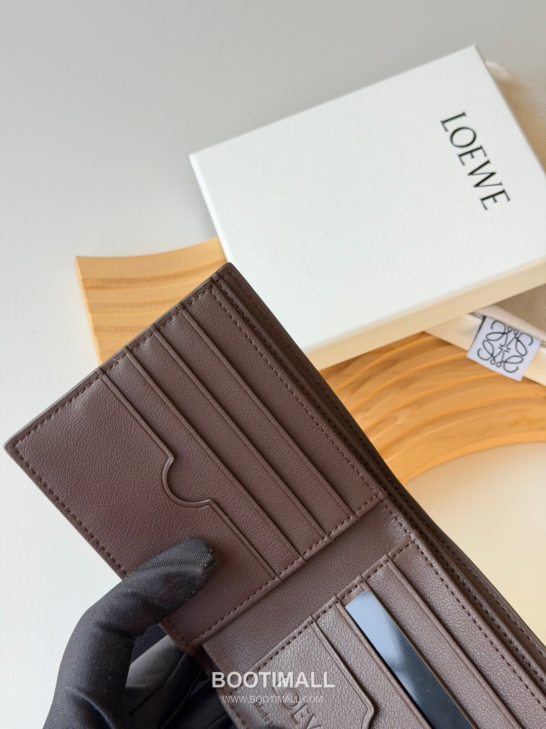 Loewe Puzzle Embossed Calfskin Bi-Fold Wallet 로에베 퍼즐 엠보싱 카프스킨 반지갑 L1140 11cm 7