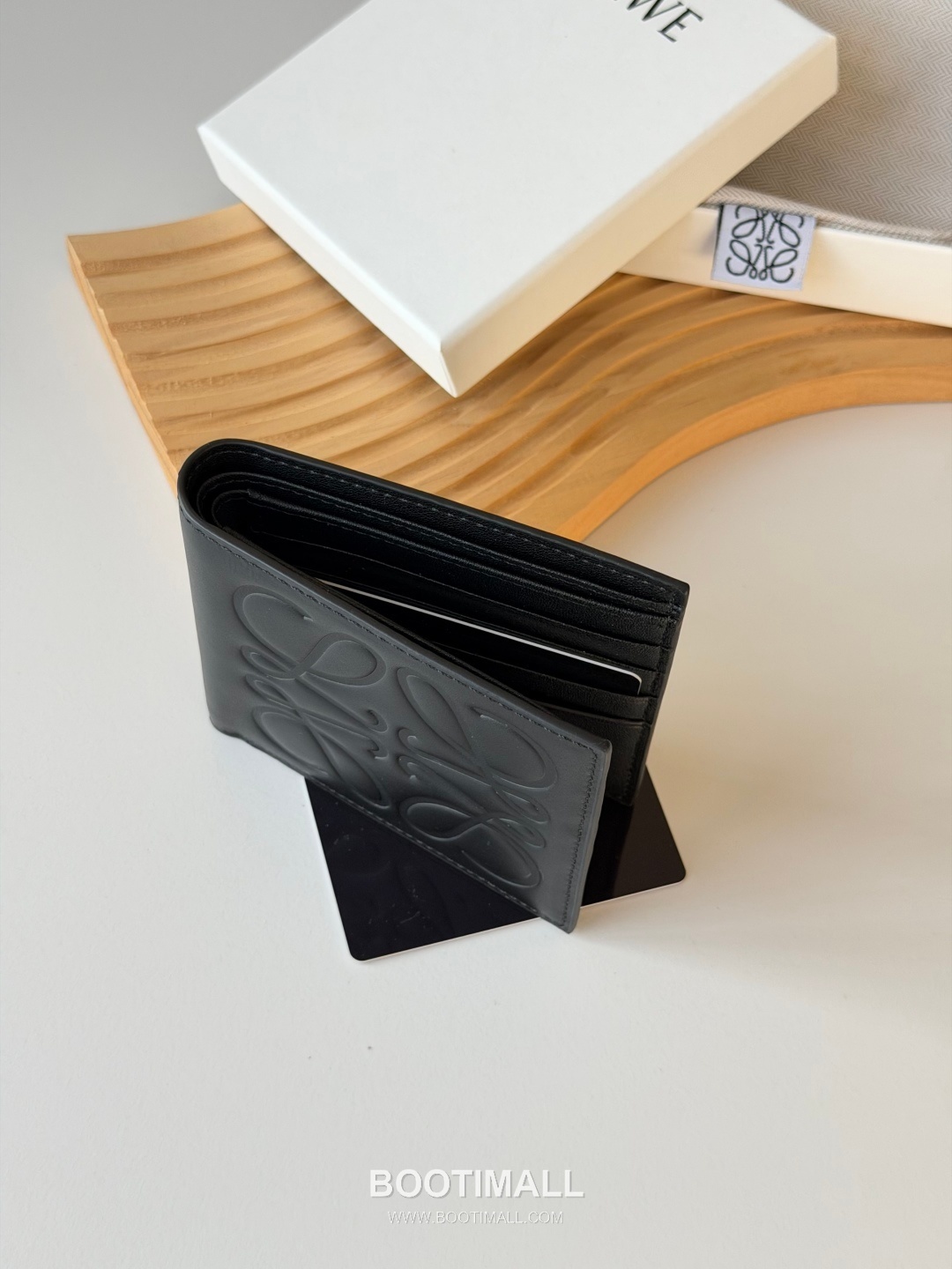 Loewe Puzzle Embossed Calfskin Bi-Fold Wallet 로에베 퍼즐 엠보싱 카프스킨 반지갑 L1140 11cm 5