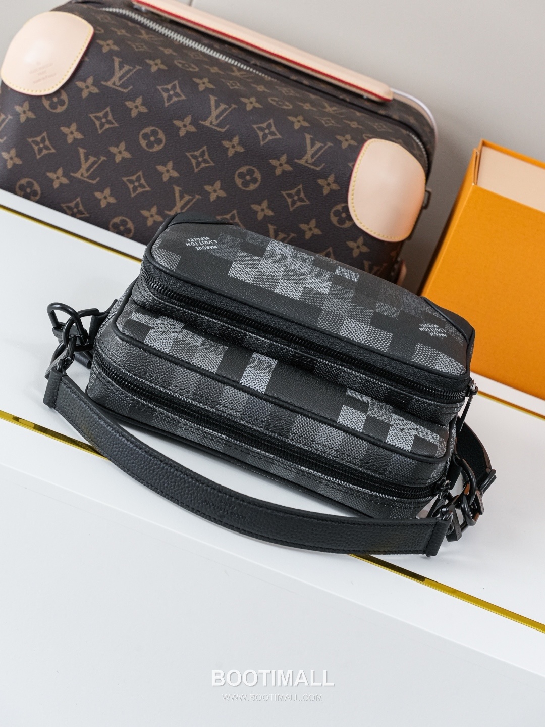 Louis Vuitton Nil Damoflage Black Messenger Bag 루이비통 닐 다모플라쥬 블랙 메신저백 M14988 25cm 4