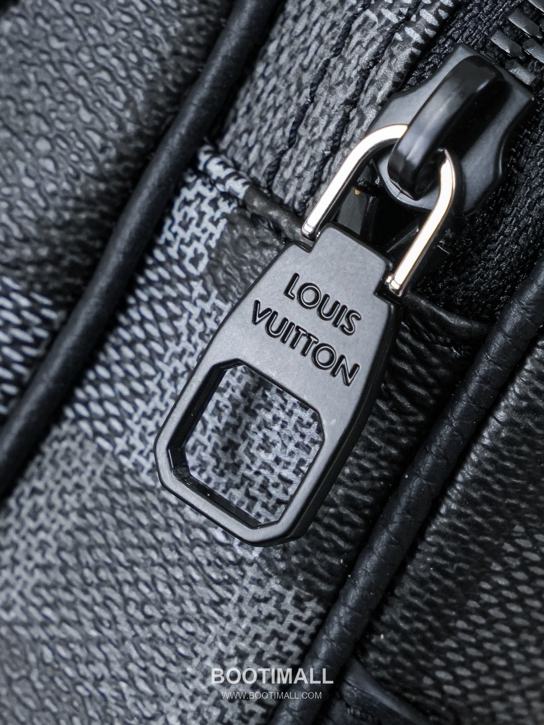 Louis Vuitton Nil Damoflage Black Messenger Bag 루이비통 닐 다모플라쥬 블랙 메신저백 M14988 25cm 8