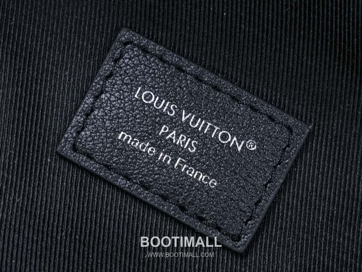 Louis Vuitton Nil Damoflage Black Messenger Bag 루이비통 닐 다모플라쥬 블랙 메신저백 M14988 25cm 9