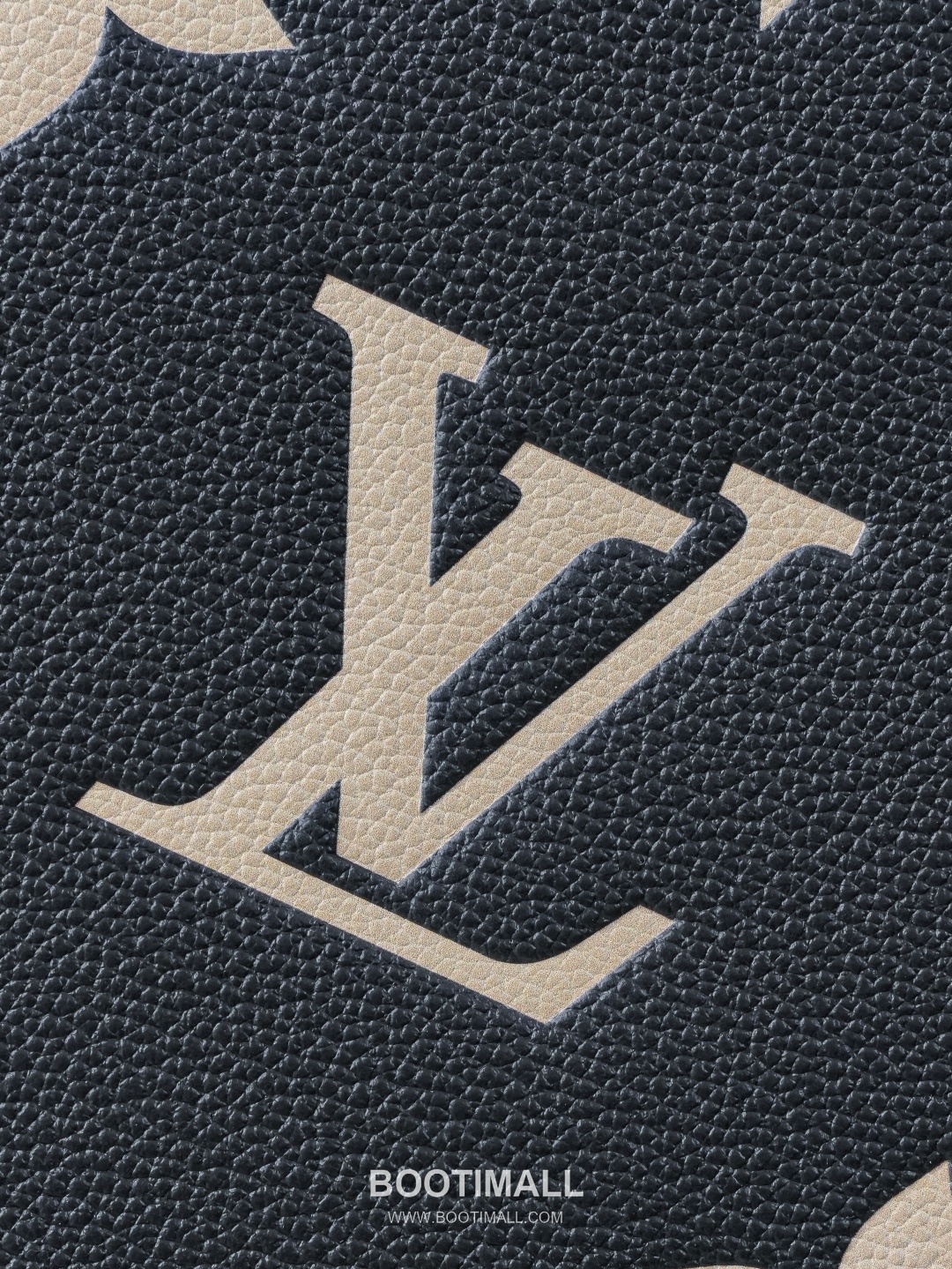 Louis Vuitton OnTheGo MM Monogram Empreinte Tote Bag 루이비통 온더고 MM 모노그램 앙프렝뜨 토트백 M45494 35cm 6