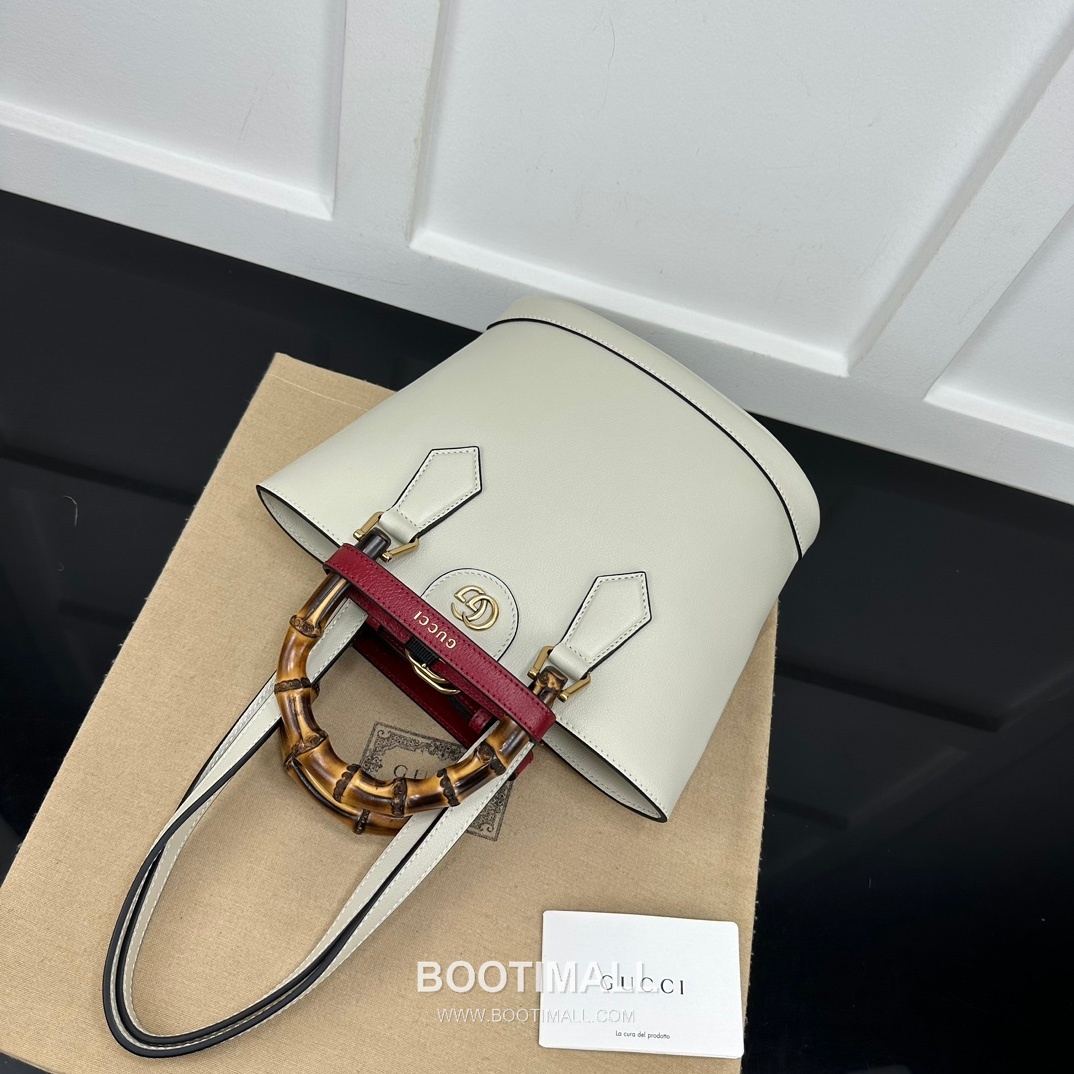 Gucci Leather Bucket Bag 구찌 레더 버킷백 750396 22cm 4