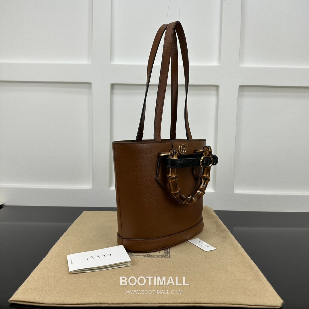 Gucci Leather Bucket Bag 구찌 레더 버킷백 750396 22cm 2