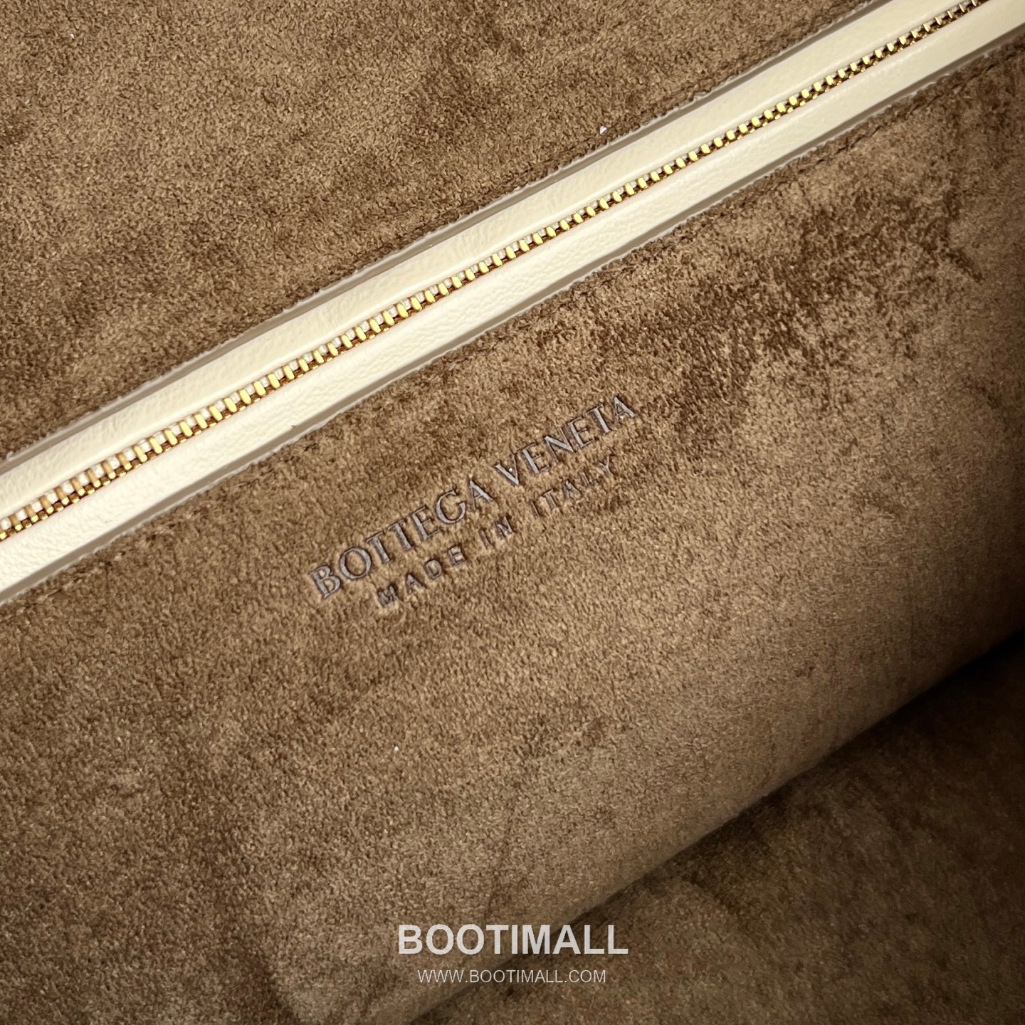 Bottega Veneta Intrecciato Nappa Hobo Shoulder Bag 보테가베네타 인트레치아토 나파 호보 숄더백 59cm 9