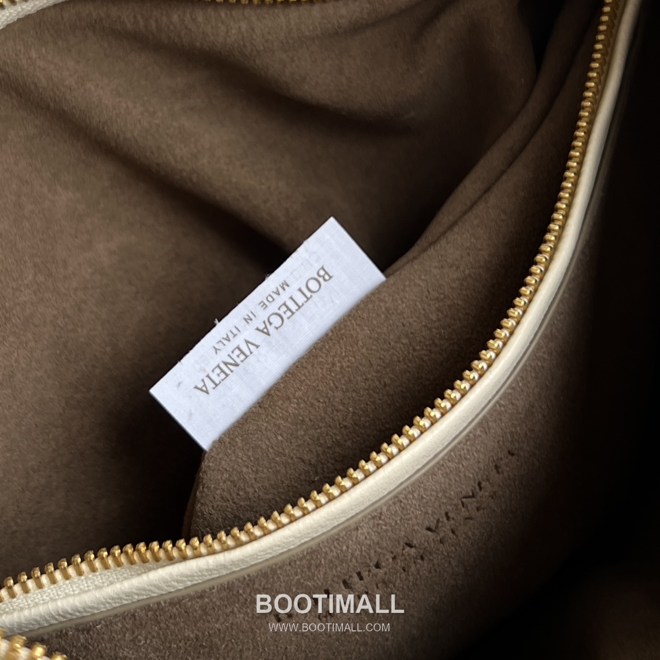 Bottega Veneta Veneta Intrecciato Nappa Hobo Shoulder Bag 보테가베네타 베네타 인트레치아토 나파 호보 숄더백 44cm 9