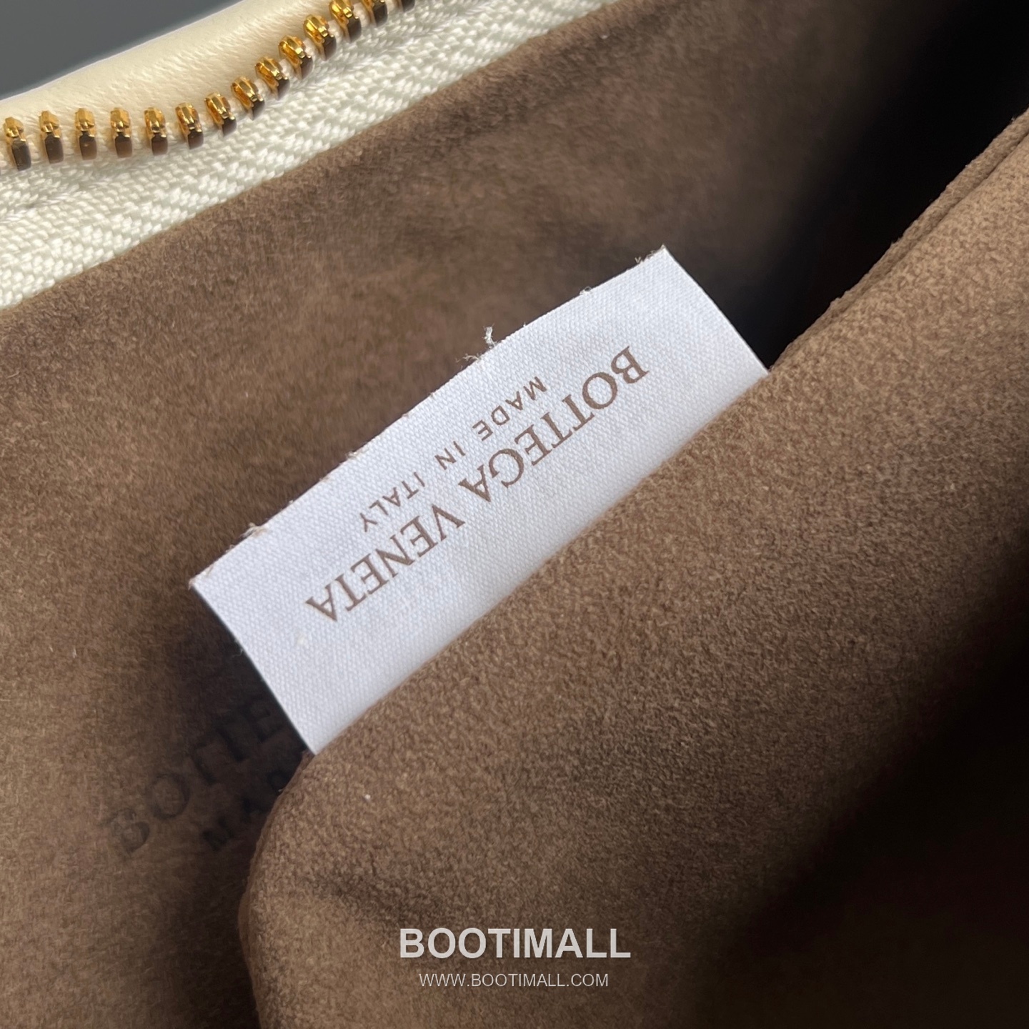 Bottega Veneta Veneta Intrecciato Nappa Hobo Shoulder Bag 보테가베네타 베네타 인트레치아토 나파 호보 숄더백 35cm 9