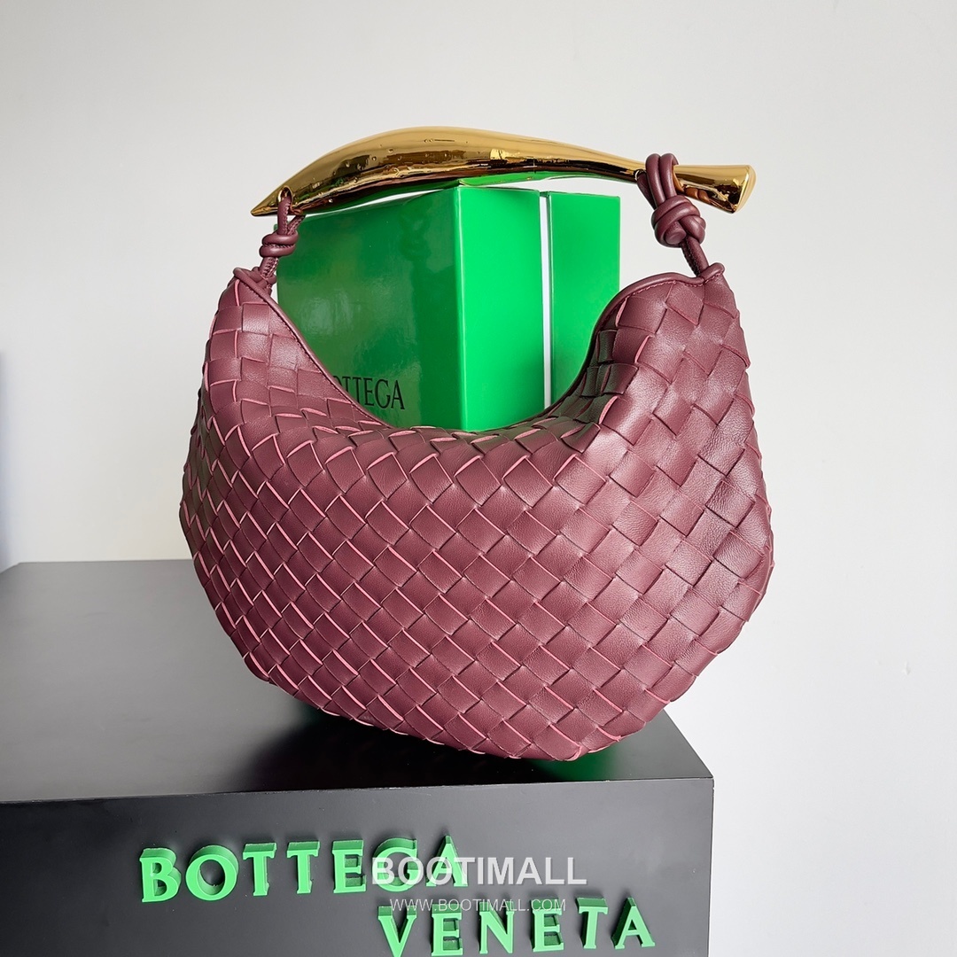 Bottega Veneta Sardine Intrecciato Nappa Leather Top Handle Bag 보테가베네타 사르딘 인트레치아토 나파 탑핸들백 36cm 3