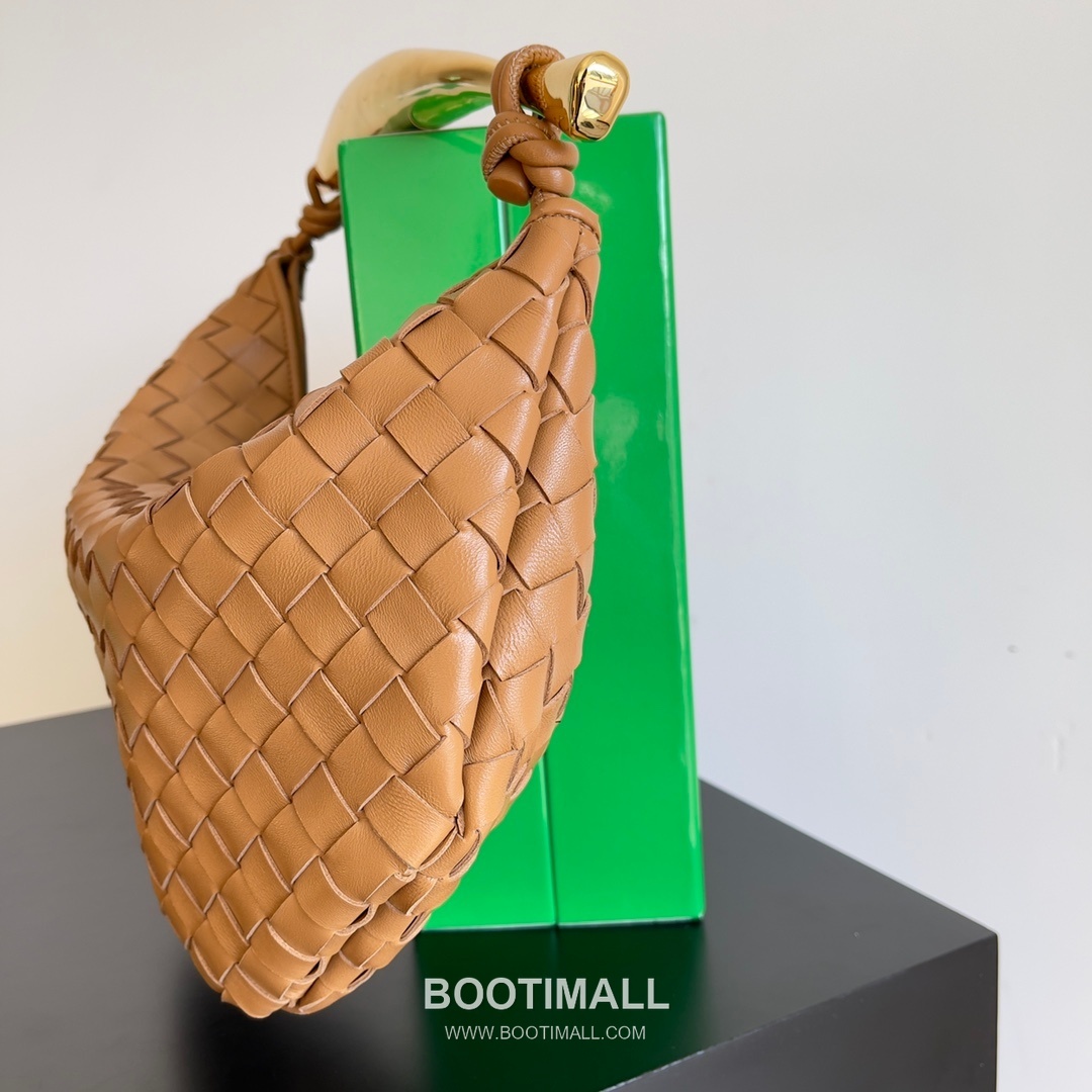 Bottega Veneta Sardine Intrecciato Nappa Leather Top Handle Bag 보테가베네타 사르딘 인트레치아토 나파 탑핸들백 36cm 2