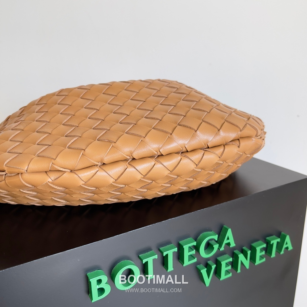 Bottega Veneta Sardine Intrecciato Nappa Leather Top Handle Bag 보테가베네타 사르딘 인트레치아토 나파 탑핸들백 36cm 3