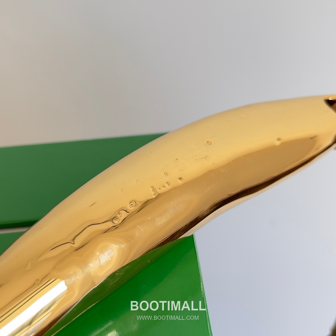 Bottega Veneta Sardine Intrecciato Nappa Leather Top Handle Bag 보테가베네타 사르딘 인트레치아토 나파 탑핸들백 36cm 5