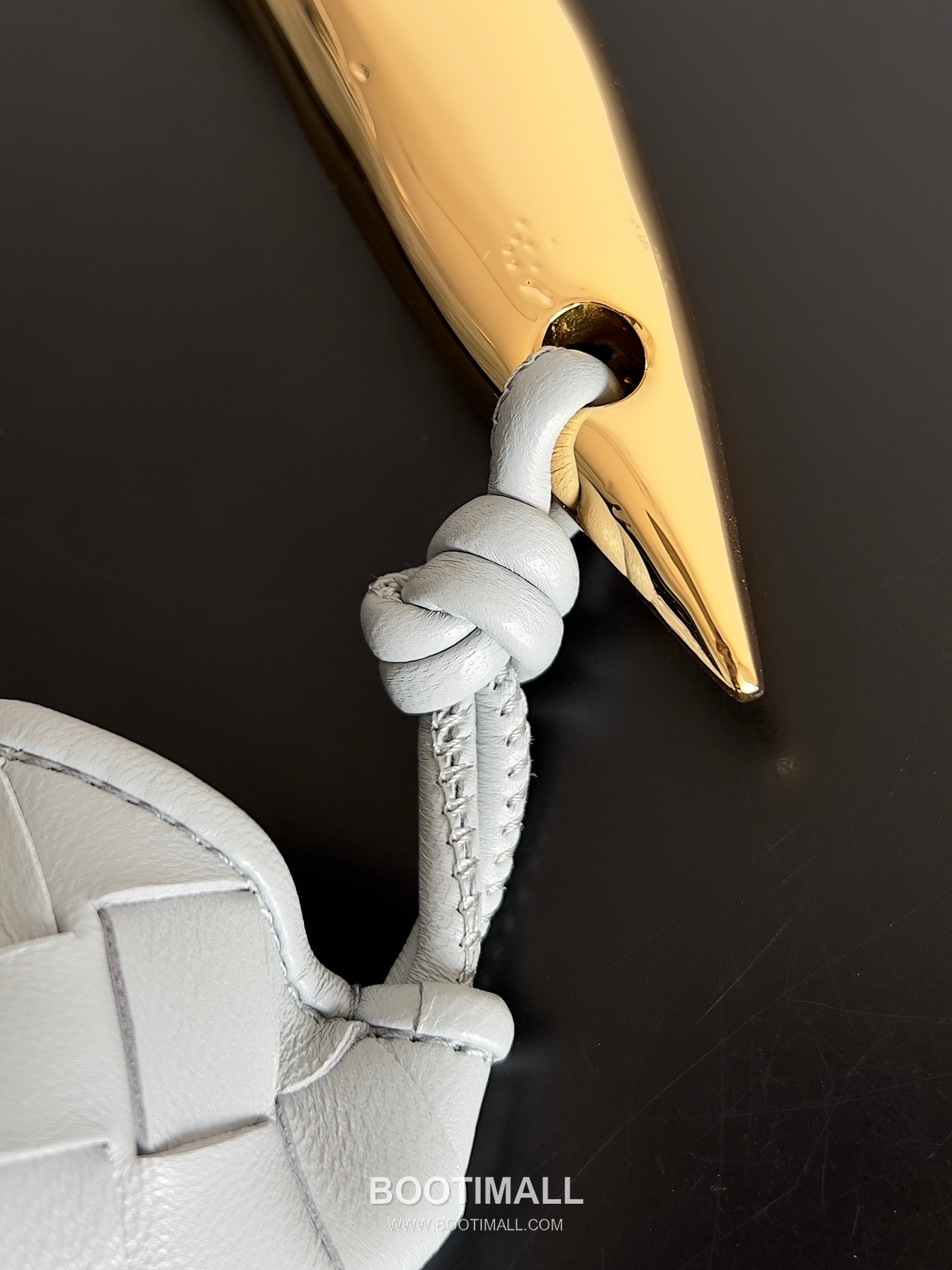 Bottega Veneta Sardine Intrecciato Nappa Leather Top Handle Bag 보테가베네타 사르딘 인트레치아토 나파 탑핸들백 36cm 6