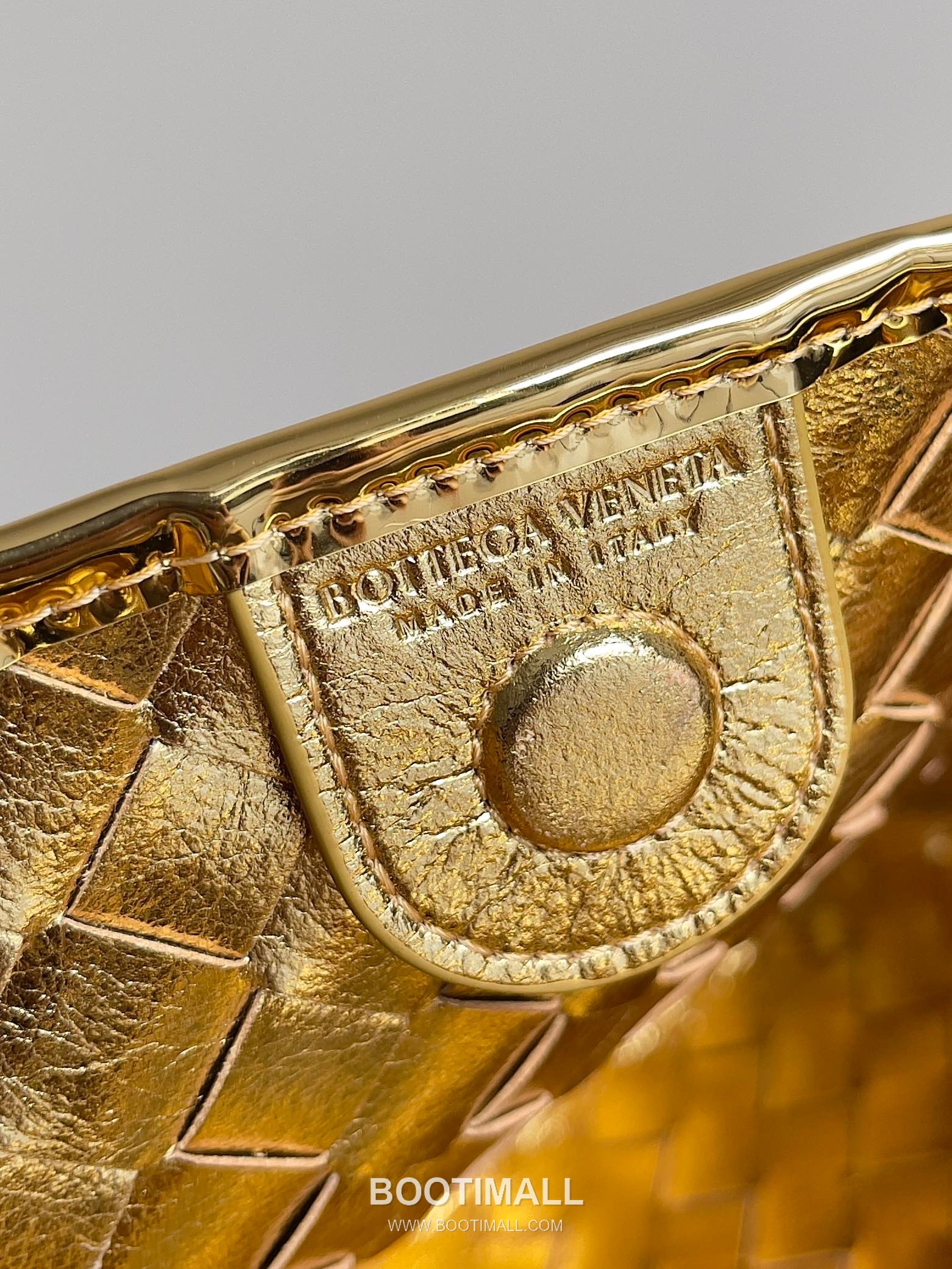 Bottega Veneta Sardine Intrecciato Nappa Leather Top Handle Bag 보테가베네타 사르딘 인트레치아토 나파 탑핸들백 36cm 8