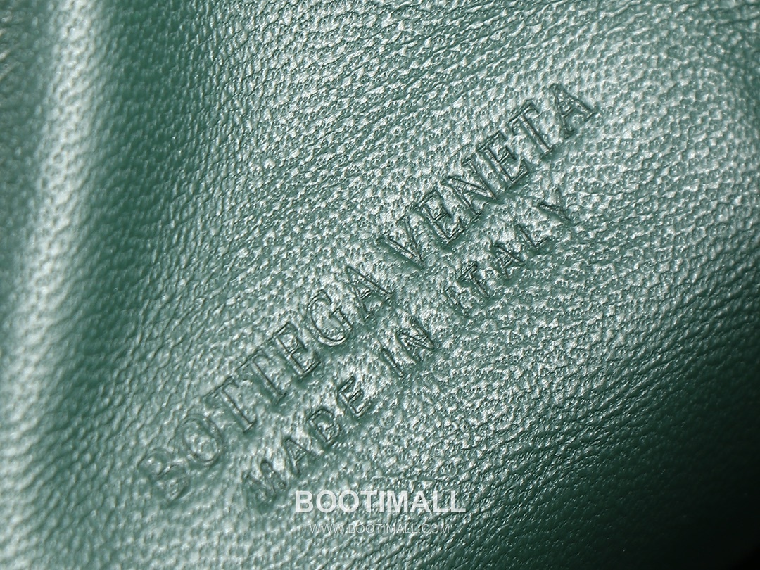 Bottega Veneta Jodie Intrecciato Nappa Leather Hobo Bag 보테가베네타 조디 인트레치아토 나파 호보백 36cm 8