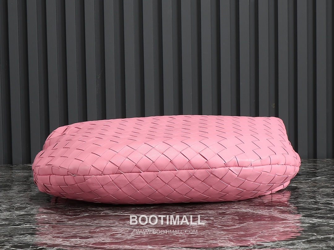 Bottega Veneta Jodie Intrecciato Nappa Leather Hobo Bag 보테가베네타 조디 인트레치아토 나파 호보백 36cm 3