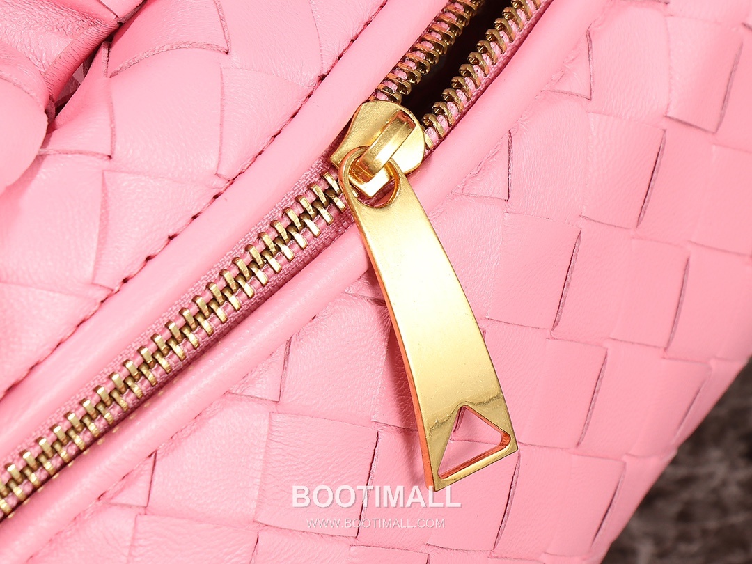 Bottega Veneta Jodie Intrecciato Nappa Leather Hobo Bag 보테가베네타 조디 인트레치아토 나파 호보백 36cm 6