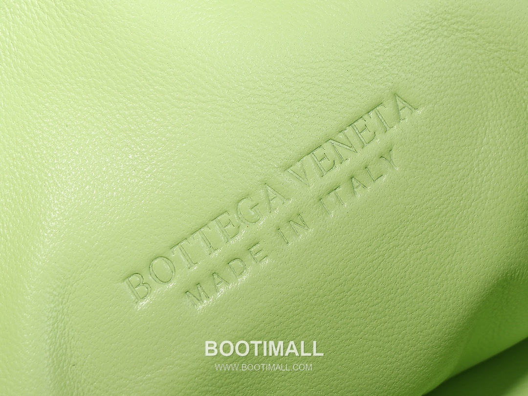 Bottega Veneta Jodie Intrecciato Nappa Leather Hobo Bag 보테가베네타 조디 인트레치아토 나파 호보백 36cm 8