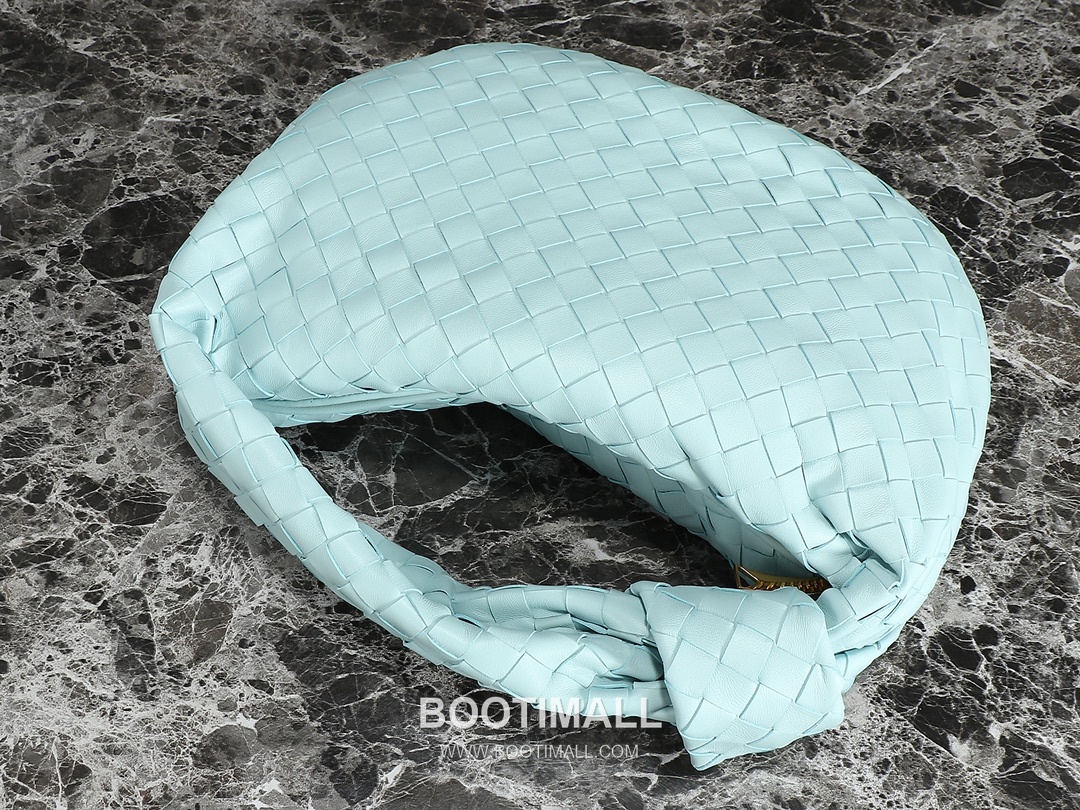 Bottega Veneta Jodie Intrecciato Nappa Leather Hobo Bag 보테가베네타 조디 인트레치아토 나파 호보백 36cm 2